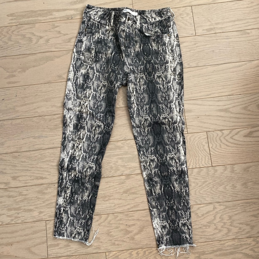 Zara snakeskin skinny jeans size 8